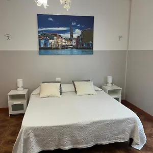 3* Bed & Breakfast Airport Venice Diego